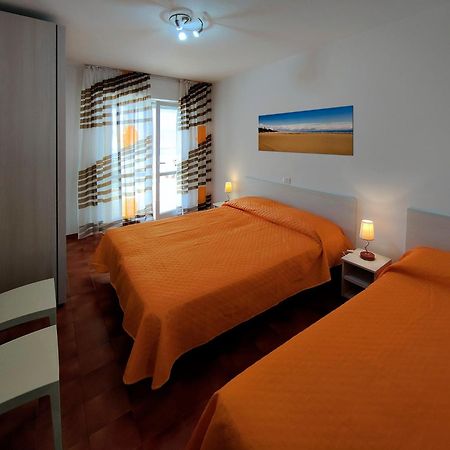 Casa Bivi - Apartments With 1 And 2 Bedrooms - Click Here For More Availabilities Lignano Sabbiadoro Buitenkant foto