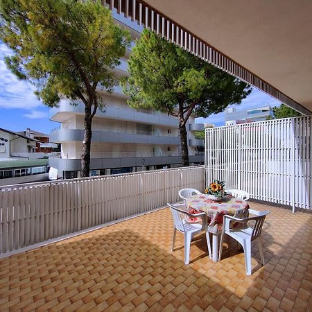 Casa Bivi - Apartments With 1 And 2 Bedrooms - Click Here For More Availabilities Lignano Sabbiadoro Buitenkant foto