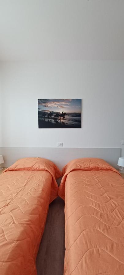 Casa Bivi - Apartments With 1 And 2 Bedrooms - Click Here For More Availabilities Lignano Sabbiadoro Buitenkant foto