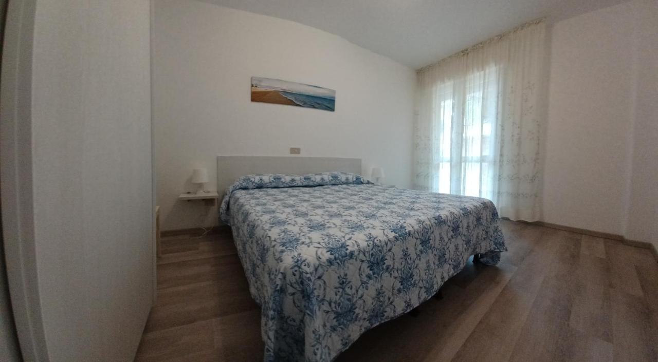 Casa Bivi - Apartments With 1 And 2 Bedrooms - Click Here For More Availabilities Lignano Sabbiadoro Buitenkant foto