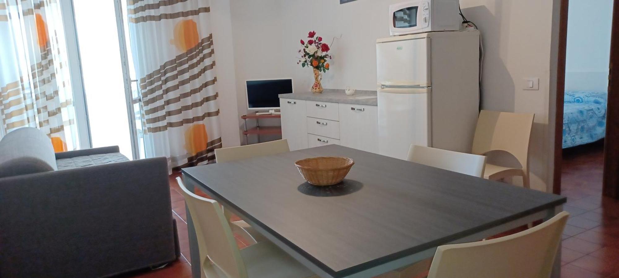 Casa Bivi - Apartments With 1 And 2 Bedrooms - Click Here For More Availabilities Lignano Sabbiadoro Buitenkant foto